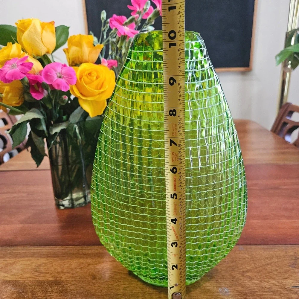 Green Art Glass Vase Textured Grid Teardrop 10